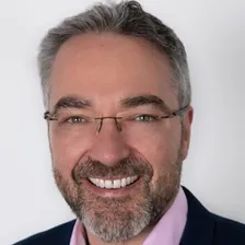 Dr Paul Henderson