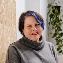 Dr Rebecca Quake